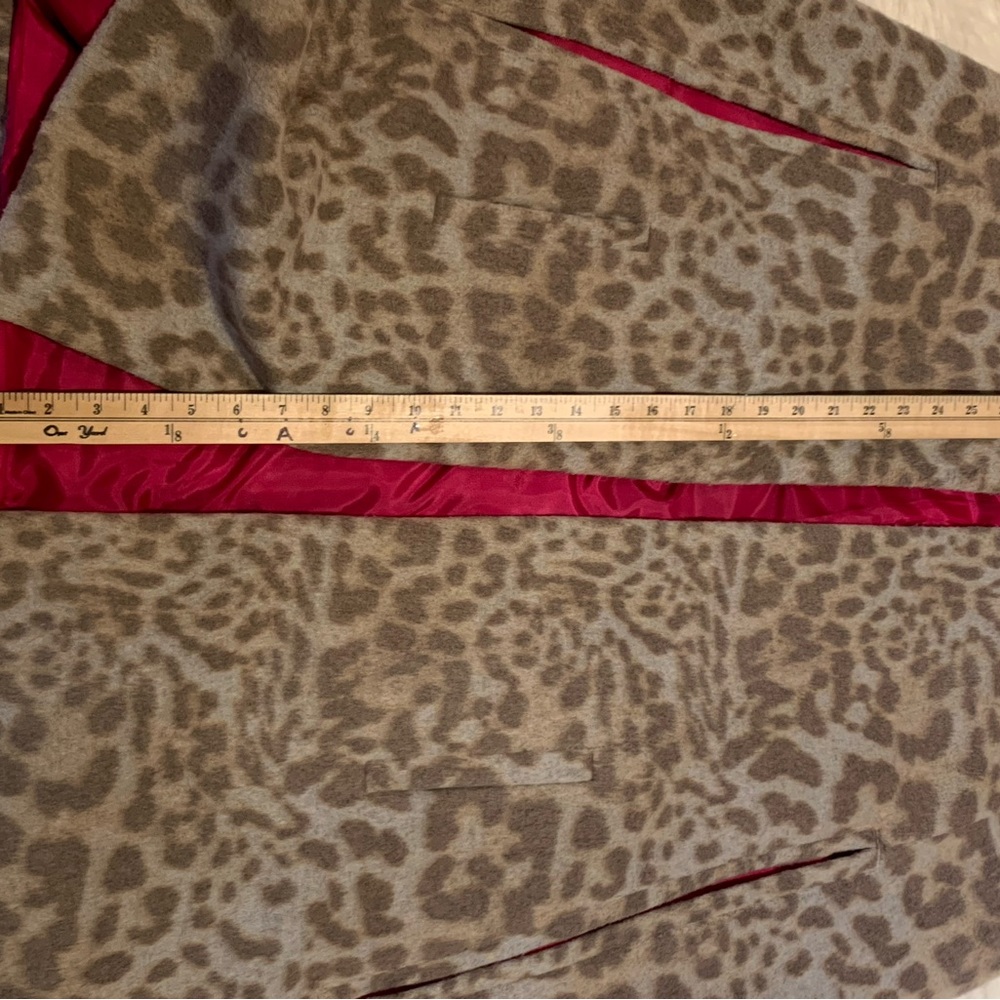 INC vintage cape. Uni size fit. Barbie colors & style you’ll feel like Barbie!!